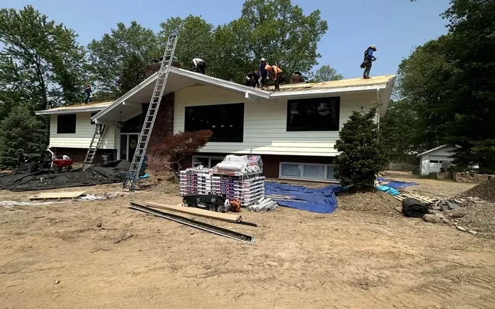 Emergency Roof Repair by FOUR SEASON CONSTRUCTION INC in North Jersey